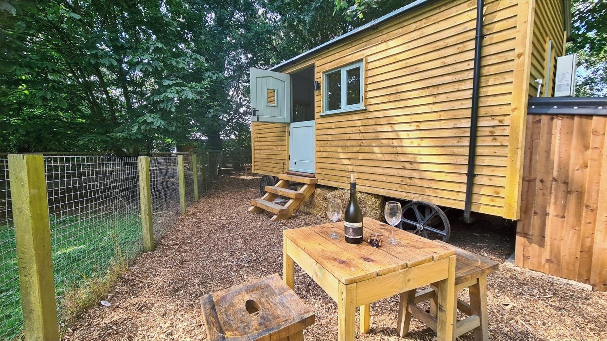 מלון אילי Horsley Hale Farm Glamping מראה חיצוני תמונה