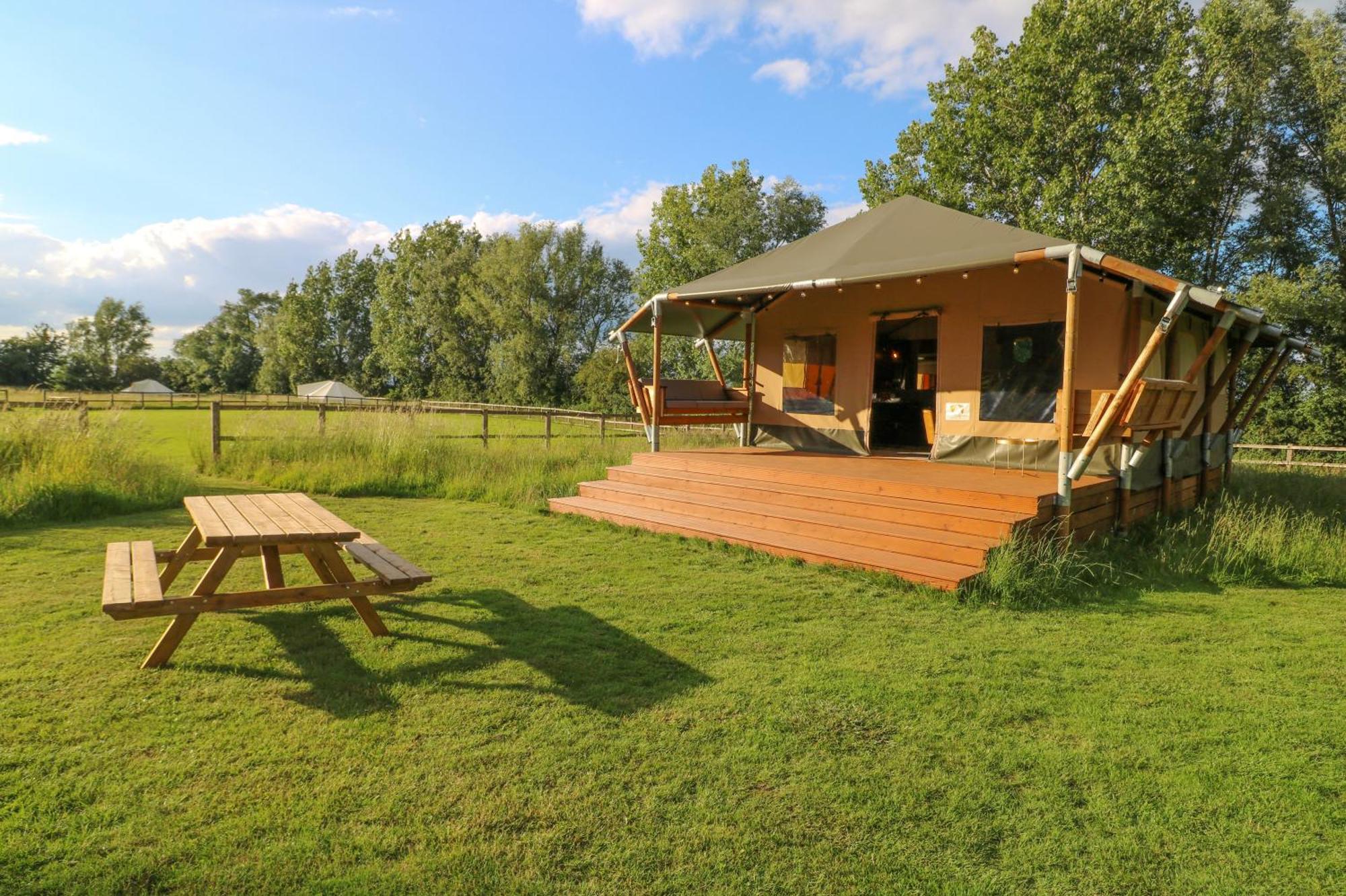 מלון אילי Horsley Hale Farm Glamping חדר תמונה